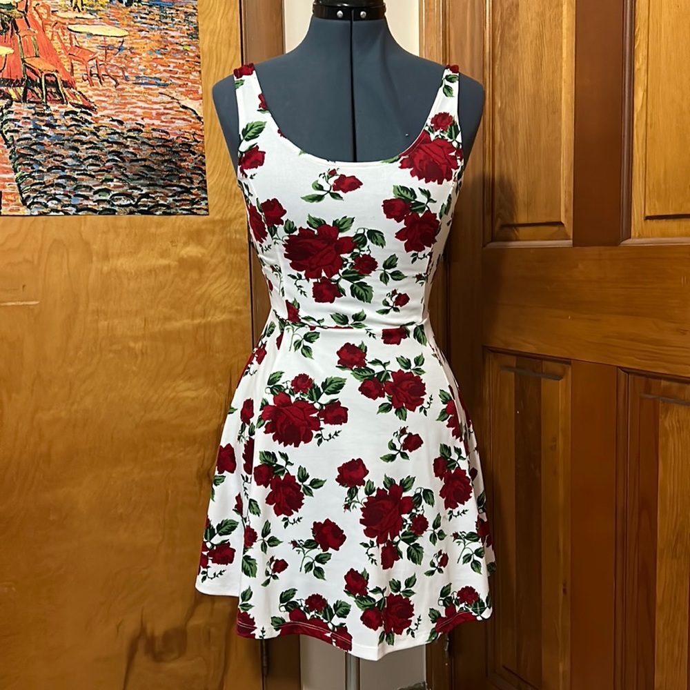 White flower skater dress
